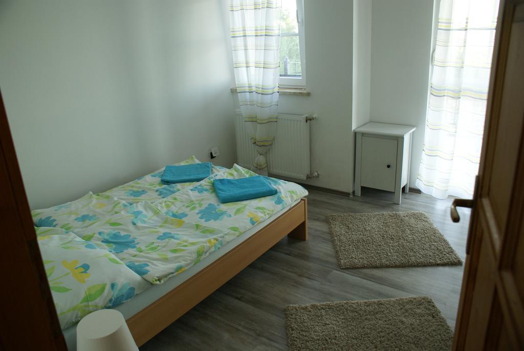 Sargarigo Apartman Haz Otel Balatonalmádi Dış mekan fotoğraf